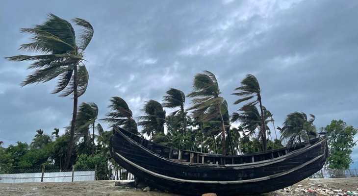 ৬০ কিমি বেগে ঝড়সহ বজ্রবৃষ্টির শঙ্কা যেসব জেলায়