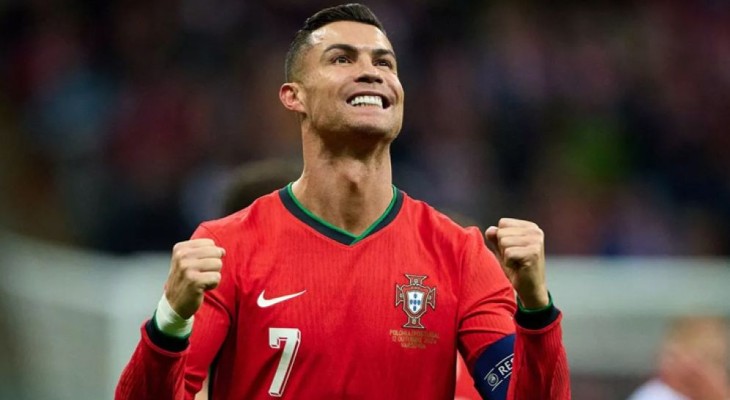 ইতিহাস গড়ে ষষ্ঠবার বিশ্বকাপে রোনালদো, শক্তিশালী দল ঘোষণা পর্তুগালের