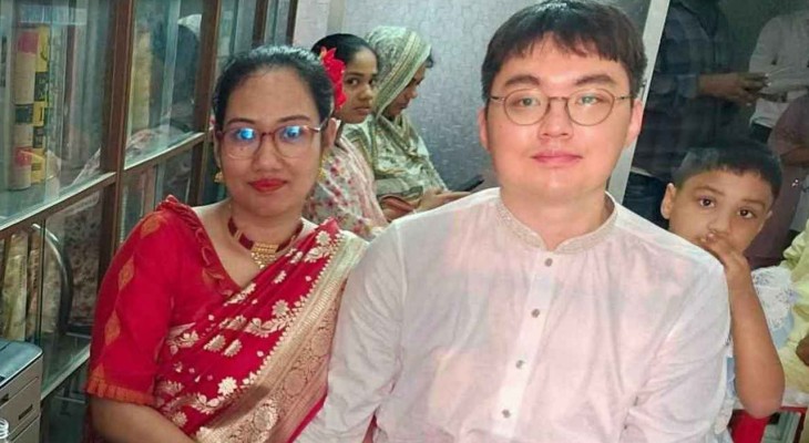 প্রেমের টানে দক্ষিণ কোরিয়া থেকে লালমনিরহাটে এসে বিয়ে করলেন যুবক
