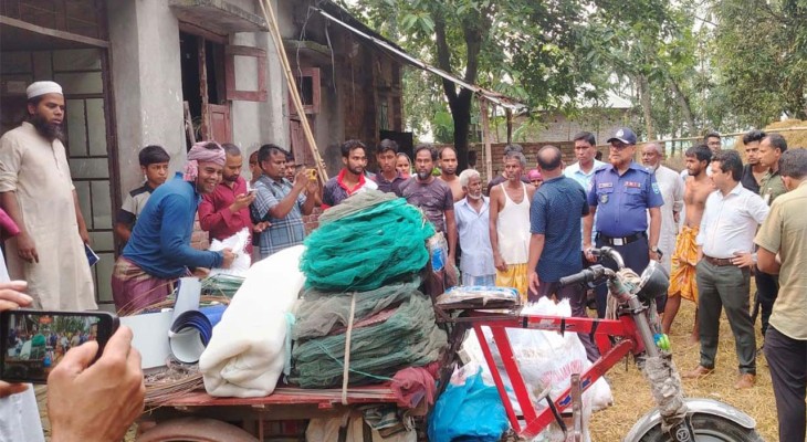 নীলফামারীর কিশোরগঞ্জে ৬৮০টি অবৈধ চায়না দুয়ারী জাল উদ্ধার