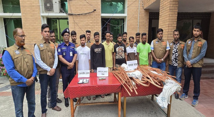 নাটোরের লালপুরে জুট মিলে ডাকাতির রহস্য উন্মোচন, গ্রেফতার ৬