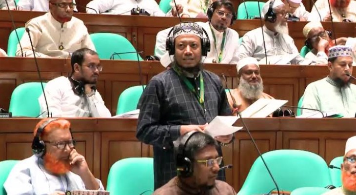 এই বাজেট চানাচুর মার্কার মতো, শুনতে ভালো লাগলেও খেলে পেট খারাপ হবে