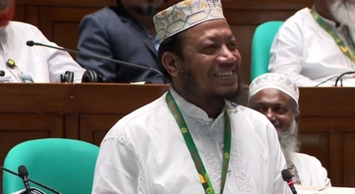 ভুলে স্বরাষ্ট্রমন্ত্রীকে ধন্যবাদ, আমির হামজা বললেন—‘মন থেকে’ জানিয়েছি