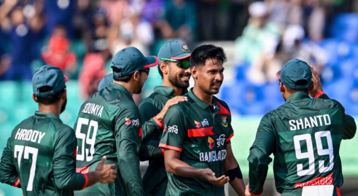 অস্ট্রেলিয়ার বিপক্ষে চমক দিয়ে স্কোয়াড ঘোষণা বাংলাদেশের