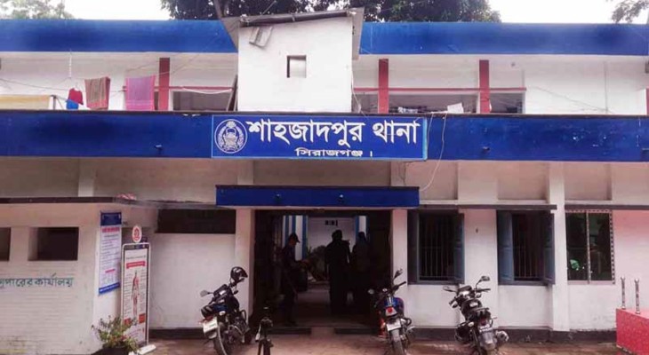 সিরাজগঞ্জের শাহজাদপুরে পৃথক স্থানে নারী ও যুবকের রক্তাক্ত মরদেহ উদ্ধার, আটক ১