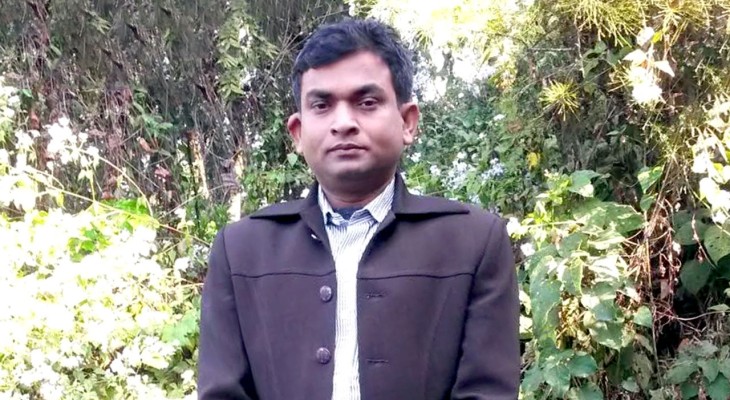 পাবনা সদরে সাময়িক বরখাস্তের পরও স্কুল চালাচ্ছেন ভারপ্রাপ্ত প্রধান শিক্ষক জহুরুল