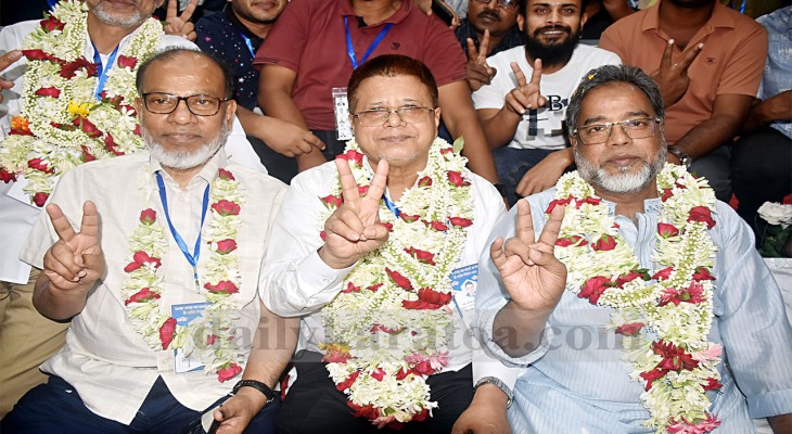 বগুড়া চেম্বার অব কমার্স‘র নির্বাচনে বাদল-হিরু পরিষদের নিরুঙ্কুশ বিজয় 