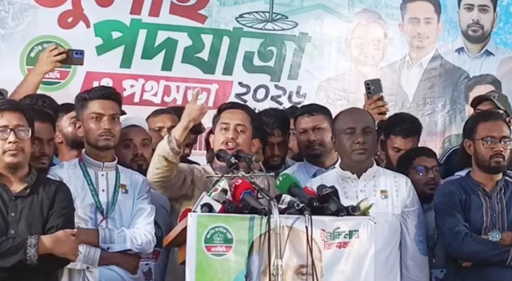 দেশের মানুষ তারেক রহমানকে ‘লাল কার্ড’ দেখাবে: সারজিস আলম