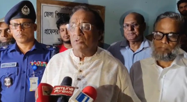 তারকাদের রাজনীতিতে টেনে এনে সংস্কৃতি ও ক্রীড়ার ক্ষতি করা হয়েছে