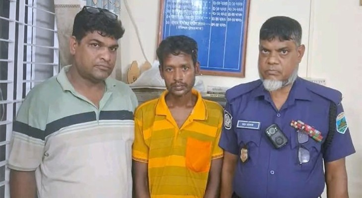 বগুড়ার সান্তাহারে ২০ পিস ইয়াবাসহ মাদক কারবারি গ্রেফতার