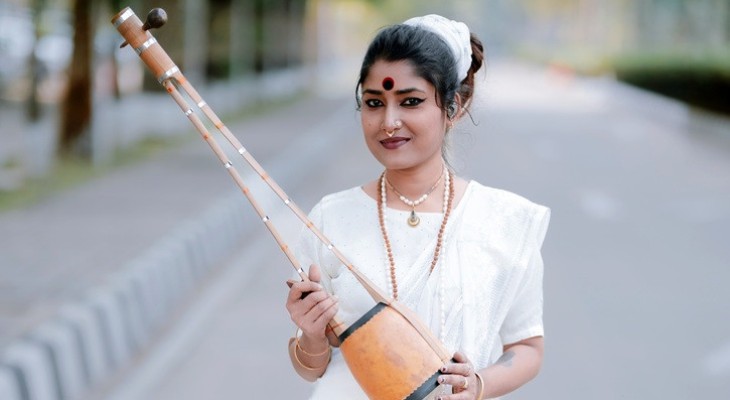 লোকগান নিয়ে আন্তর্জাতিক মঞ্চে সূচনা