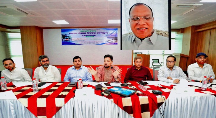 মিথ্যা তথ্য নয়, সরকারের গঠন মূলক সমালোচনা করুন : প্রধানমন্ত্রীর অতিরিক্ত প্রেস সচিব-রুমন