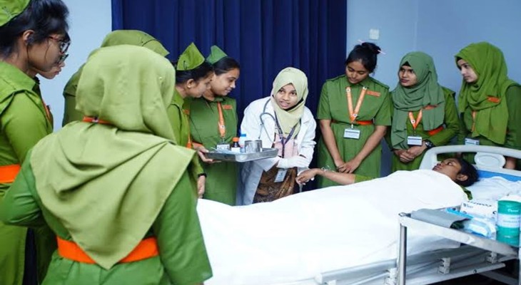 যেভাবে নার্স হিসেবে ক্যারিয়ার গড়বেন