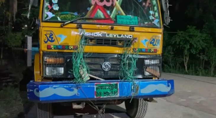 খুলনায় ট্রাকের চাকায় পিষ্ট হয়ে অবসরপ্রাপ্ত সিআইডি কর্মকর্তা নিহত