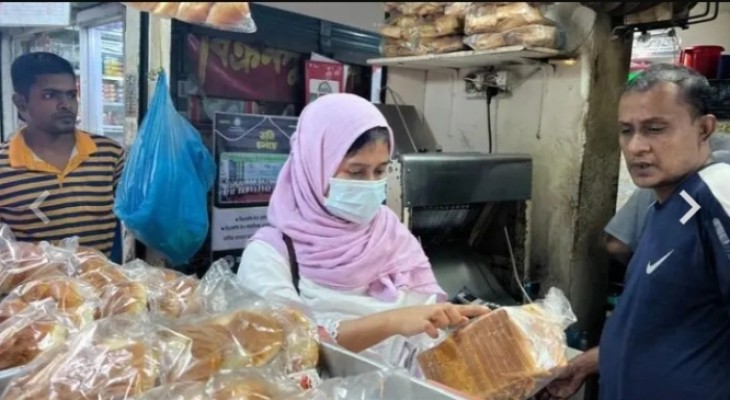 নিত্যপণ্যের বাজারে দেশব্যাপী অভিযান, ৪২ জেলায় ১২০ প্রতিষ্ঠানকে জরিমানা