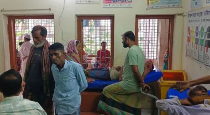 তাহিরপুরে ফেসবুক পোস্ট ঘিরে দুপক্ষের সংঘর্ষ, আহত ৩০