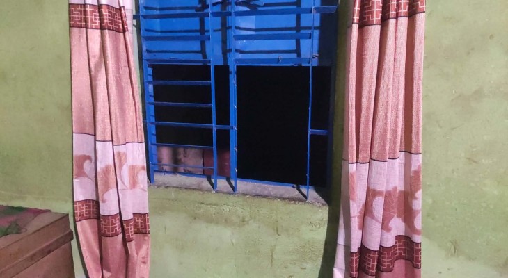 বগুড়া মহানগরে জানালার গ্রীল কেটে দুঃসাহসিক চুরি 
