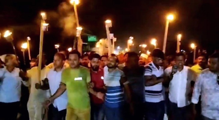 বিজয়নগরে রুমিন ফারহানার বিরুদ্ধে মশাল মিছিল