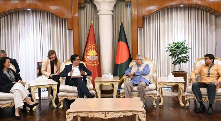 ফেব্রুয়ারিতে জাতীয় নির্বাচন হবে উৎসবমুখর, জার্মান রাষ্ট্রদূতকে প্রধান উপদেষ্টা