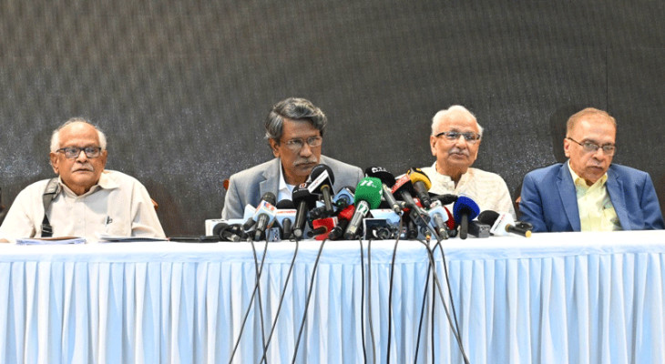 নির্বাচনের আগে গণভোট আয়োজনের সুপারিশ করা হয়েছে : আলী রীয়াজ