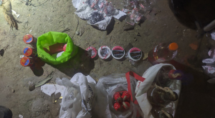 মোহাম্মদপুরে ককটেল-পেট্রোল বোমা উদ্ধার