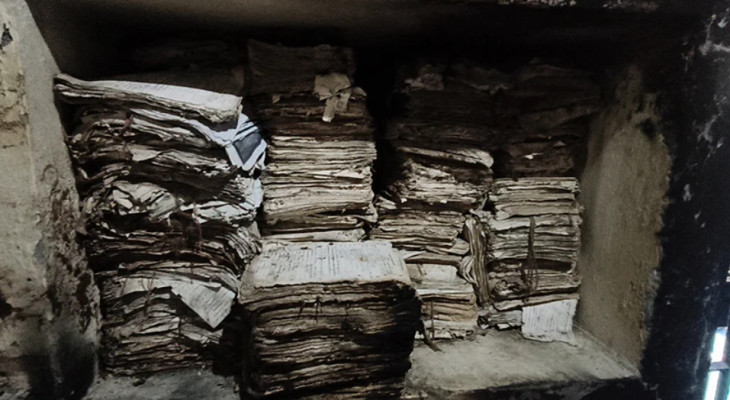 লক্ষ্মীপুরে নির্বাচন অফিসে পেট্রোল ঢেলে অগ্নিসংযোগ, পুড়েছে নথিপত্র