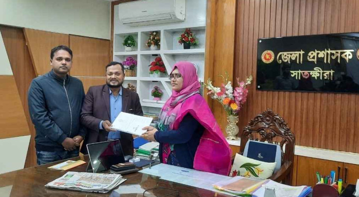 সাতক্ষীরায় মনোনয়নপত্র সংগ্রহ করলেন বিএনপি প্রার্থী কাজী আলাউদ্দীন