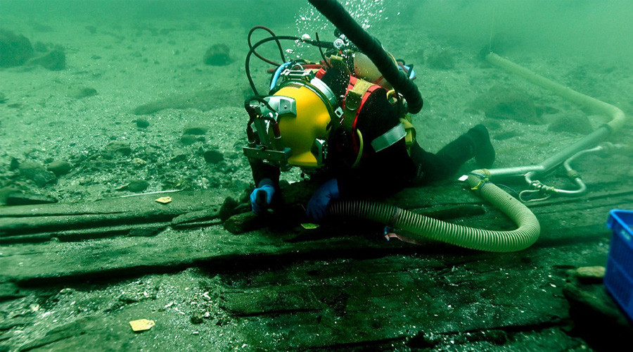 ডেনমার্কে সমুদ্রতল থেকে উদ্ধার ৬০০ বছরের পুরনো জাহাজ!