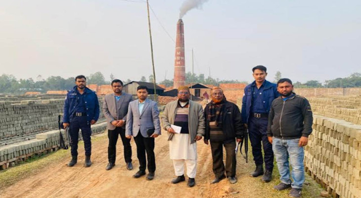 কুড়িগ্রামে তিন ইটভাটায় ৮ লাখ টাকা জরিমানা