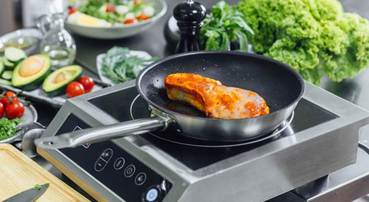 গ্যাসের চুলার বিকল্প ইন্ডাকশন চুলার যত্ন ও ব্যবহার