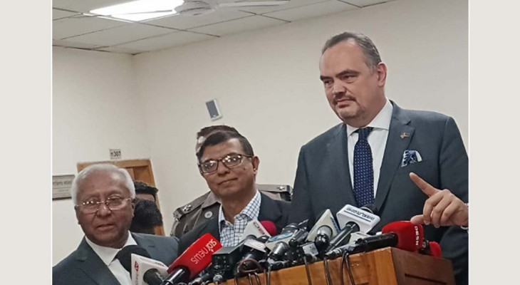 যুক্তরাষ্ট্র সরকার বাংলাদেশের নির্বাচনে কোনো পক্ষ নেয় না : মার্কিন রাষ্ট্রদূত