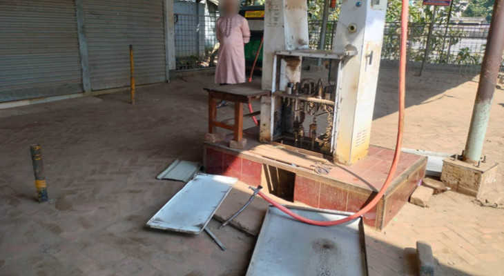 সিরাজগঞ্জে সিএনজি স্টেশনে দুর্বৃত্তদের হামলা ও ভাঙচুর