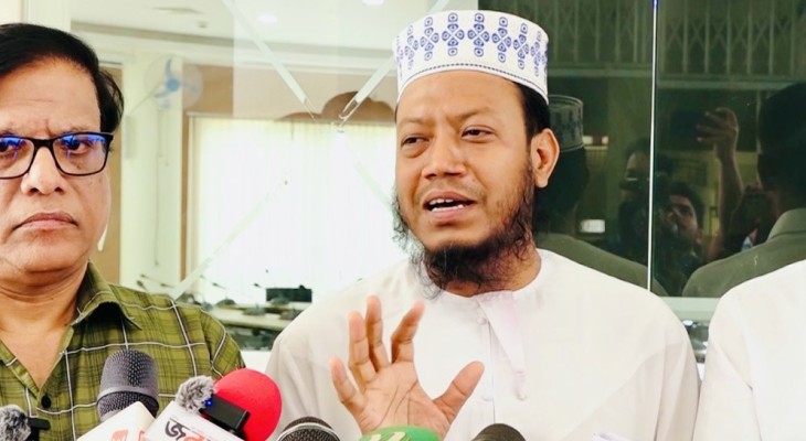 কুষ্টিয়ায় এত ক্ষমতা নিয়ে কে চলে আমি দেখবো: আমির হামজা