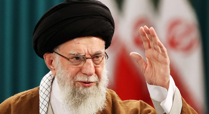 ৩৭ বছরের নিয়ম ভাঙলেন ইরানের সর্বোচ্চ ধর্মীয় নেতা খামেনি!