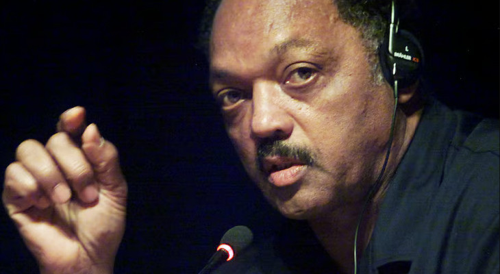 না ফেরার দেশে নাগরিক অধিকার আন্দোলনের কিংবদন্তি নেতা জেসি জ্যাকসন