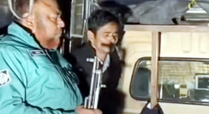 চট্টগ্রামে বিদেশি পিস্তলসহ রোহিঙ্গা গ্রেফতার