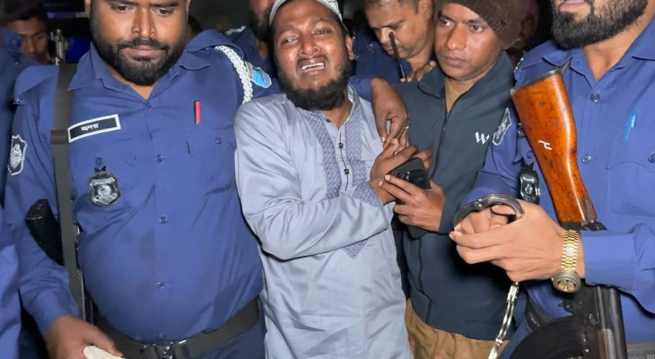 প্যারোলে মুক্তি পেয়ে বাবার জানাজায় অংশ নিলেন ছাত্রদল নেতা