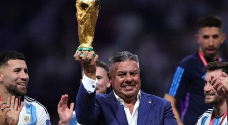 আর্জেন্টিনা ফুটবল সভাপতিসহ ৫ জনের দেশত্যাগে নিষেধাজ্ঞা