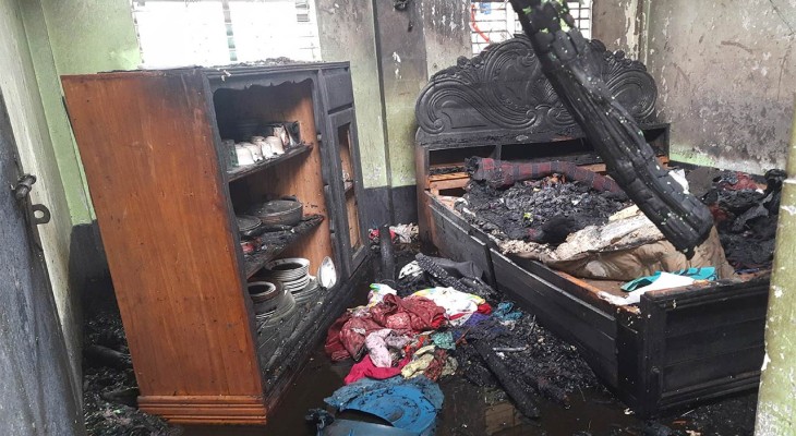 নীলফামারীর সৈয়দপুরে ভয়াবহ অগ্নিকান্ডে ৬ টি পরিবারের সর্বস্ব পুড়ে ছাই