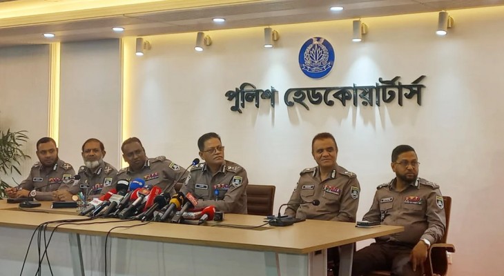 প্রেস ব্রিফিংয়ে ভারতে গ্রেপ্তার হওয়া হাদি হত্যার আসামিদের নিয়ে যা জানালেন আইজিপি