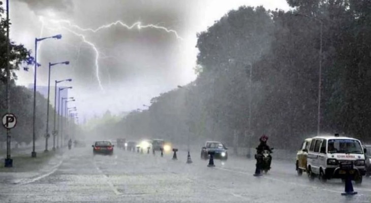 সারাদেশে টানা পাঁচদিন বজ্রসহ বৃষ্টির পূর্বাভাস