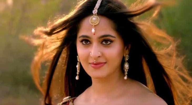 এবার বিয়ের পিঁড়িতে বসছেন আনুশকা?