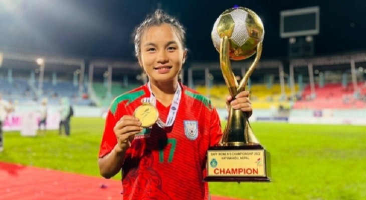 কথা রাখেনি বিসিবি ও প্রশাসন, প্রতিশ্রুত বাড়ি বুঝে পাননি ঋতুপর্ণা