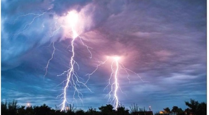 মঠবাড়িয়ায় বজ্রপাতে ৩ জন নিহত