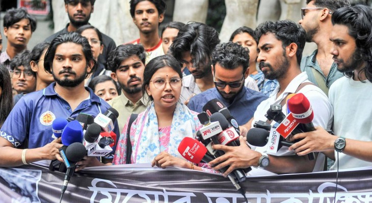 ঢাবি শিক্ষার্থী মিমো হত্যার বিচারের দাবিতে শিক্ষার্থীদের ক্লাস -পরীক্ষা  বর্জন 