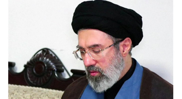 গুরুতর আহত মোজতবা খামেনি, আছেন অচেতন অবস্থায়