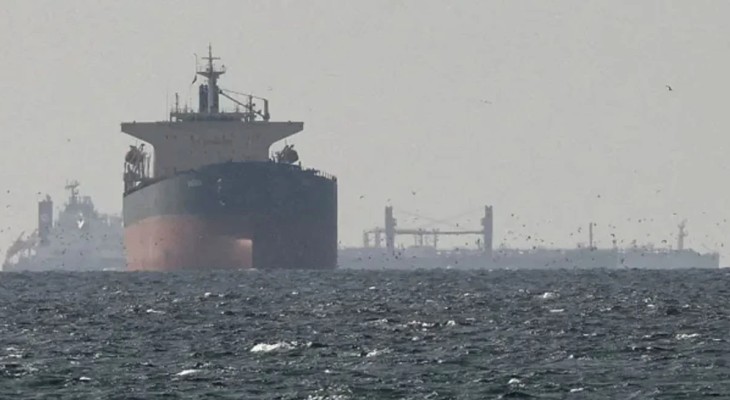 হরমুজ প্রণালির কাছে বাংলার জয়যাত্রা, ইরানের ছাড়পত্রের অপেক্ষা