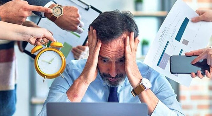 কর্মক্ষেত্রে মানসিক চাপ, বছরে ৮ লাখ ৪০ হাজার মৃত্যু