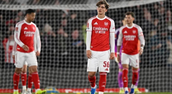 এফ এ কাপের শিরোপা স্বপ্ন শেষ আর্সেনালের